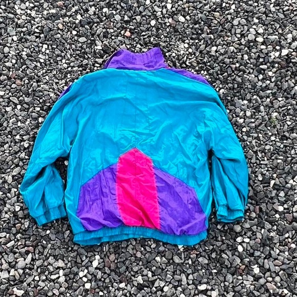 VINTAGE WINDBREAKER - Picture 2 of 3